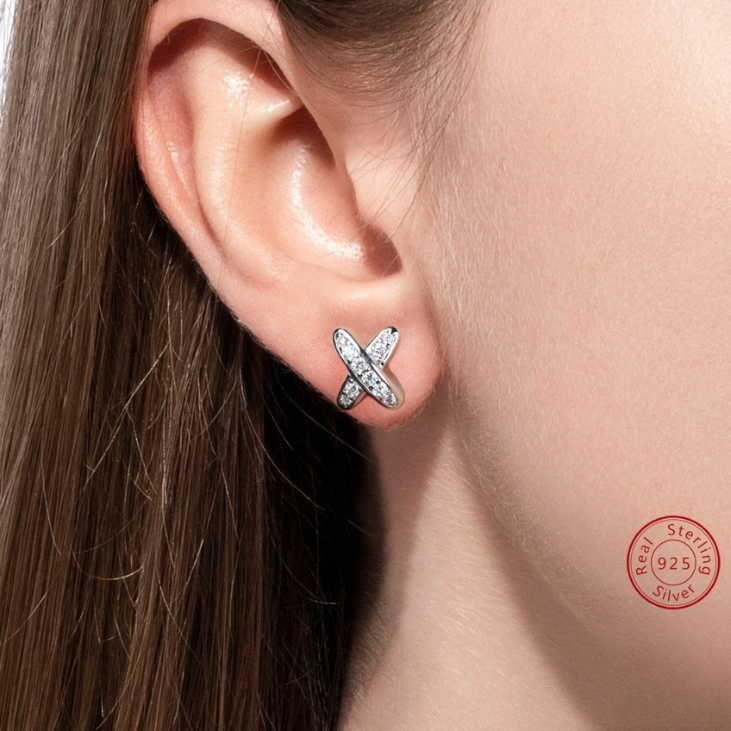 ✨ Xavéna™ – Boucles d’oreilles croisées argentées | Nathy Boutiques